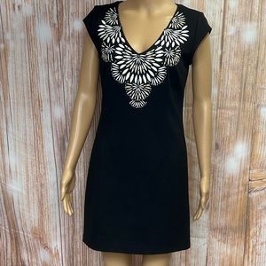 Laundry by Shelli Segal Embellished Embroidered Neck Dress‎